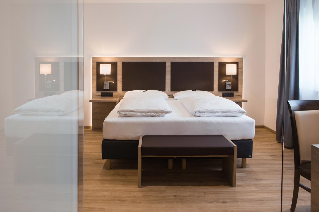 Patrix Hotel, Restaurant, Bar Frankenburg am Hausruck Εξωτερικό φωτογραφία